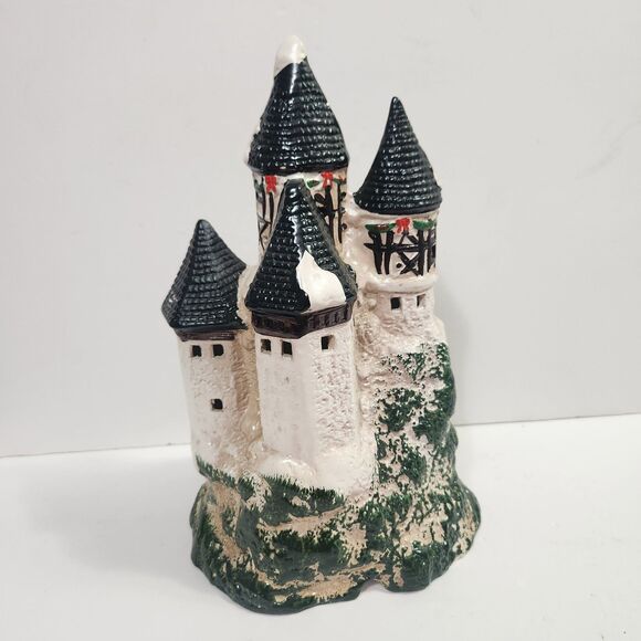 Brinn's "SANTA'S CASTLE" Ceramic Christmas Village 1987 NICE! - Picture 2 of 13